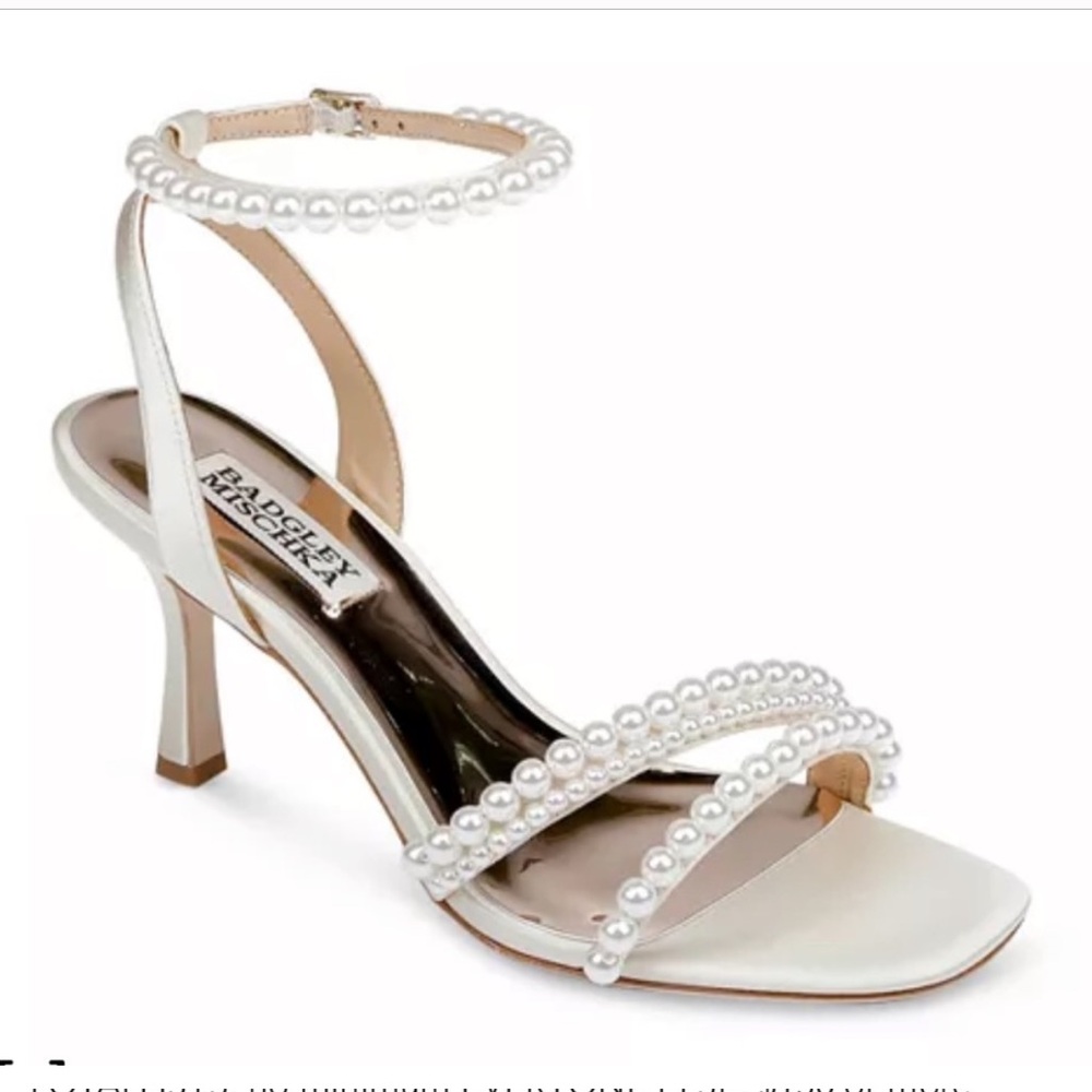 Badgley Mischka Women's Pearl Embellished Gold Heels